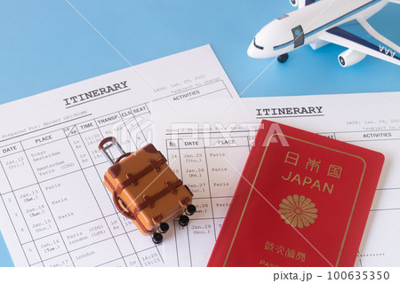 海外渡航・パスポートと旅程表 海外渡航・パスポートと旅程表 100635350
