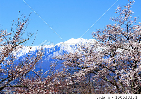 積雪の北アルプス 4月の信濃大町 麗しき北アルプス 春の北アルプス 積雪の北アルプス 4月の信濃大町 麗しき北アルプス 春の北アルプス 100638351