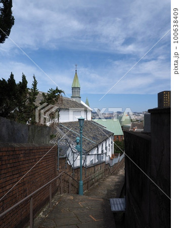 長崎　祈念坂 100638409