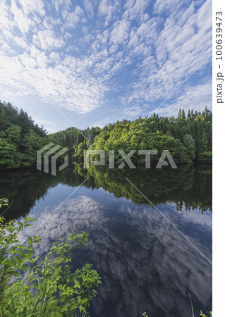 220628ダム湖s084 100639473