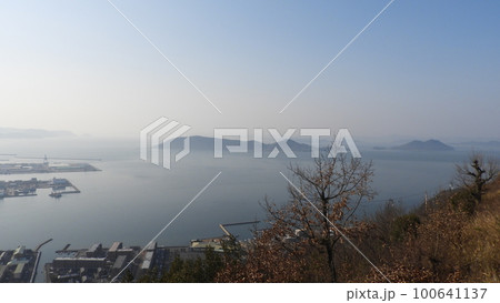 屋島より直島を望む。 屋島より直島を望む。 100641137