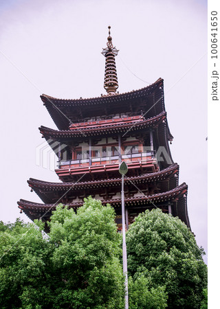 Hangzhou, China - August1, 2017 Hangzhou, China - August1, 2017 100641650
