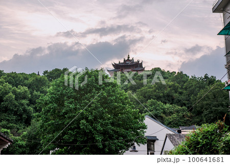 Hangzhou, China - August1, 2017 100641681
