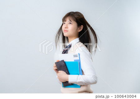 高校生 100643004