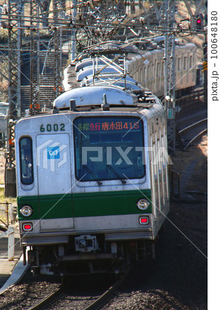 ［C］地下鉄千代田線6000系（小田急線内） 100648180