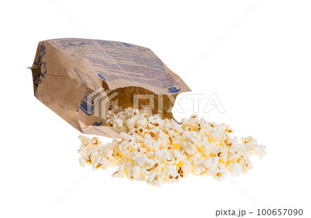popcorn isolated 100657090