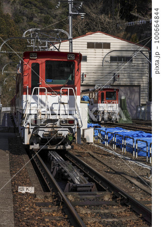 90‰ 日本唯一のアプト式鉄道 大井川鐡道井川線運転席展望 [DVD] Amazon.co.jp: 90‰ 日本唯一のアプト式鉄道 大井川鐡道井川線