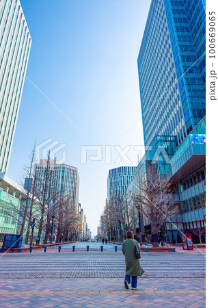 【北海道】札幌市北3条広場 (アカプラ)・3月 【北海道】札幌市北3条広場 (アカプラ)・3月 100669065