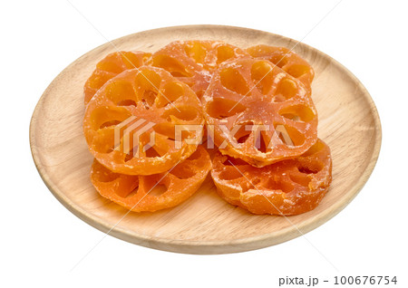 boiled bael fruits in syrup,Thai desserts,Aegle marmelos isolated 100676754