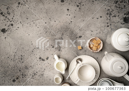 Set of white empty dishes 100677363