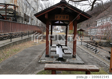水上温泉湯原公園の足湯 水上温泉湯原公園の足湯 100681545