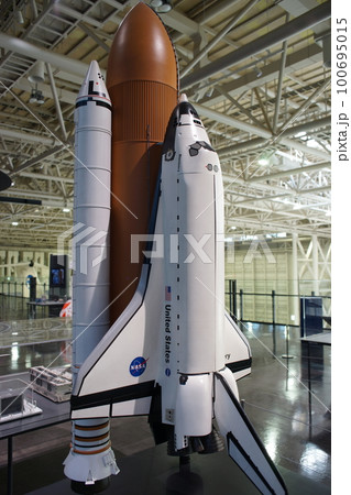 スペースシャトルディスカバリー 100695015