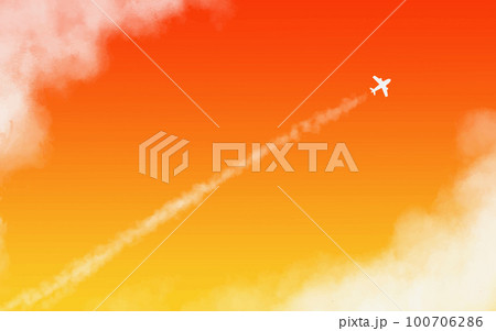 夕暮れの空と飛行機と飛行機雲　オレンジ 100706286