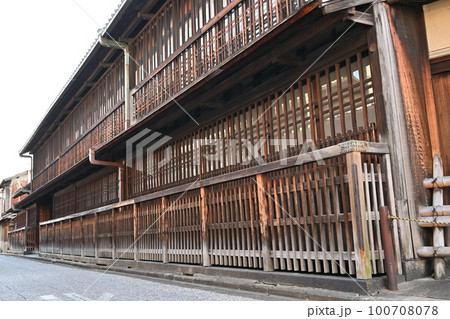 角屋もてなしの文化美術館（京都府島原花街）にある重要文化財 100708078