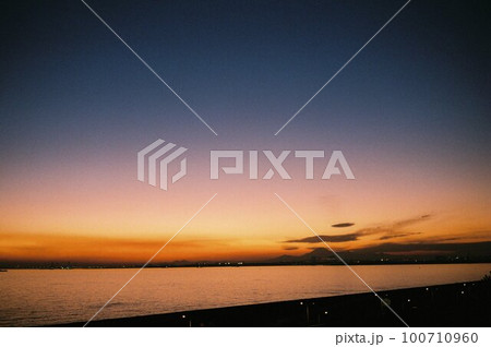 海 100710960