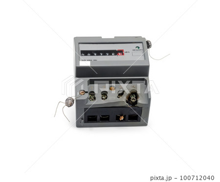 Damaged electricity meter. 100712040