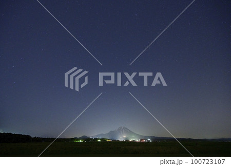 3月の大山 100723107