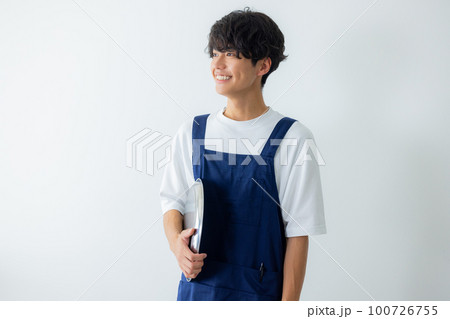 アルバイトイメージ　男性 100726755