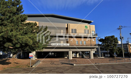 田辺市立武道館・植芝盛平記念館(和歌山県田辺市) 田辺市立武道館・植芝盛平記念館(和歌山県田辺市) 100727270