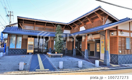 田辺市街なかポケットパーク（和歌山県田辺市） 100727273