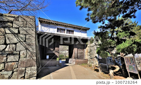 和歌山城・岡口門(和歌山県和歌山市) 和歌山城・岡口門(和歌山県和歌山市) 100728264