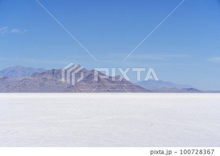 ボンネビル・ソルトフラッツ　ユタ州　アメリカ合衆国 100728367