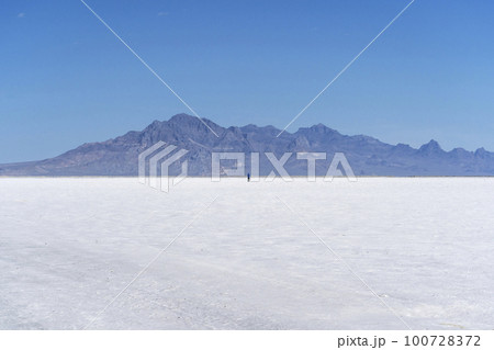 ボンネビル・ソルトフラッツ ユタ州 アメリカ合衆国 ボンネビル・ソルトフラッツ ユタ州 アメリカ合衆国 100728372