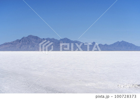 ボンネビル・ソルトフラッツ ユタ州 アメリカ合衆国 ボンネビル・ソルトフラッツ ユタ州 アメリカ合衆国 100728373