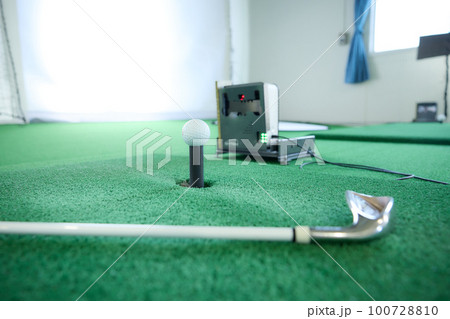 インドアゴルフ練習場 100728810