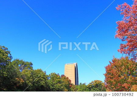 名古屋市、平和公園アクアタワーの風景 100730492