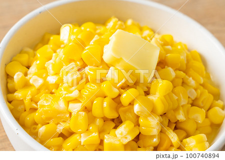 Butter corn or Sweet corn Butter corn or Sweet corn 100740894