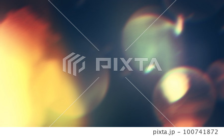 ライトリーク　光漏れ　感光　ノスタルジックな光の背景装飾　抽象的 100741872