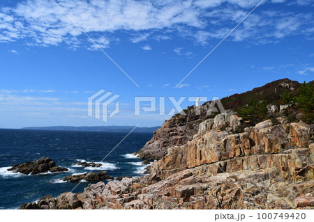 臼碆灯台 100749420