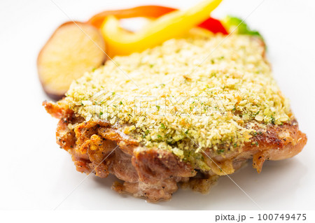 鶏の香草パン粉焼き 100749475
