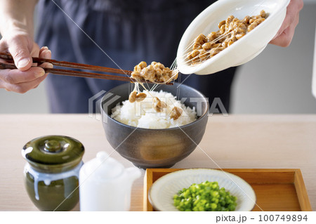 納豆 100749894