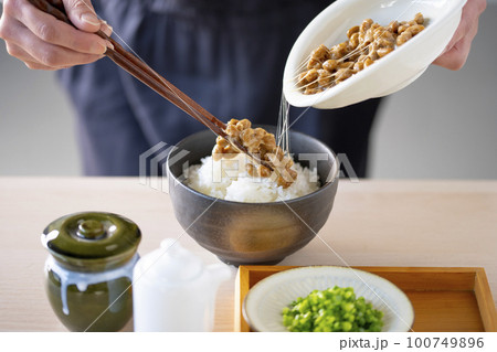 納豆 100749896