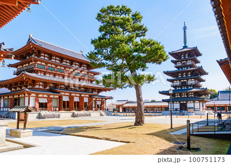 【奈良県】奈良市 薬師寺 (2023/03/20撮影) 【奈良県】奈良市 薬師寺 (2023/03/20撮影) 100751173