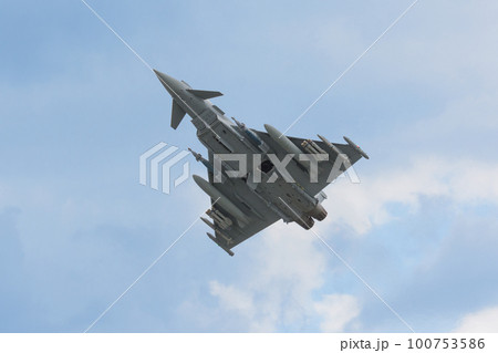 イギリス空軍タイフーンFGR4アフターバーナー 100753586