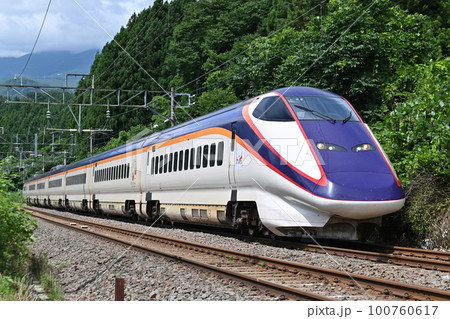 山形新幹線　E3系2000番台L69編成 100760617