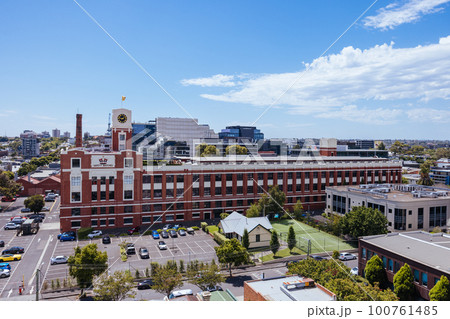 View towards Melbourne from Cremorne in Australia View towards Melbourne from Cremorne in Australia 100761485