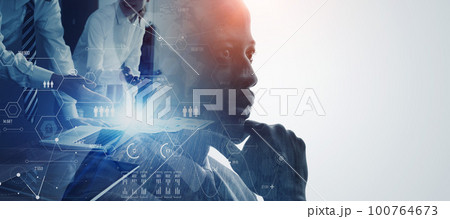 ビジネスとテクノロジー バナー・広告向け横長ビジュアル ビジネスとテクノロジー バナー・広告向け横長ビジュアル 100764673