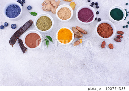 Various healthy superfoods powder 100774383