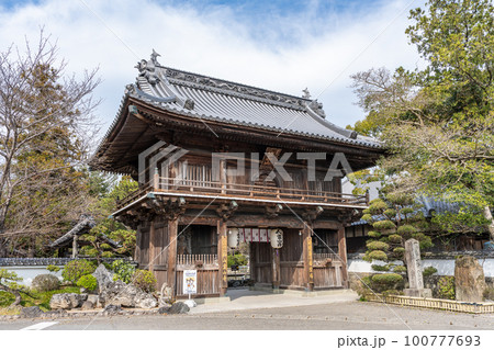 【第1番札所】霊山寺 仁王門【四国八十八箇所】 【第1番札所】霊山寺 仁王門【四国八十八箇所】 100777693