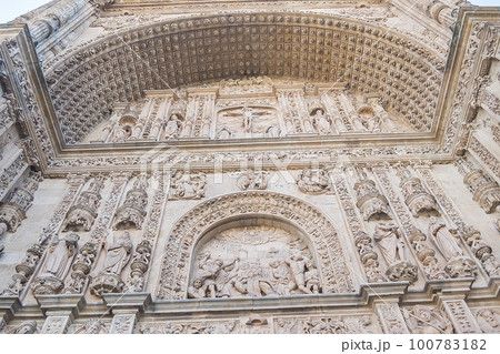 Exterior views facade of San Esteban Convent in Salamanca (Spain) Exterior views facade of San Esteban Convent in Salamanca (Spain) 100783182