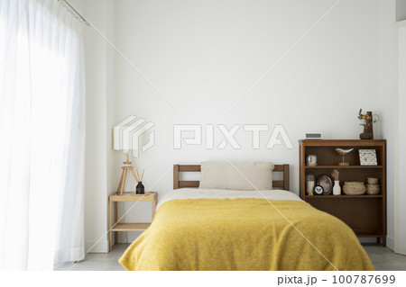 朝,人のいない寝室 朝,人のいない寝室 100787699