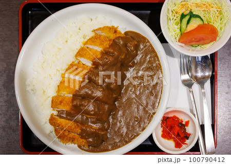 煮干し味のカツカレー(青森県つがる市) 煮干し味のカツカレー(青森県つがる市) 100790412