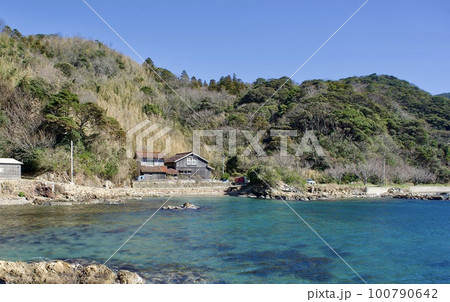 島根半島四十二浦 雲津 諏訪神社の海 島根半島四十二浦 雲津 諏訪神社の海 100790642