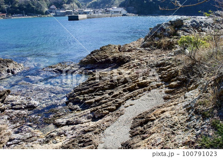 島根半島四十二浦 雲津 諏訪神社の海 島根半島四十二浦 雲津 諏訪神社の海 100791023