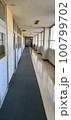 学校の廊下② 100799702