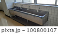 学校の手洗い場 100800107